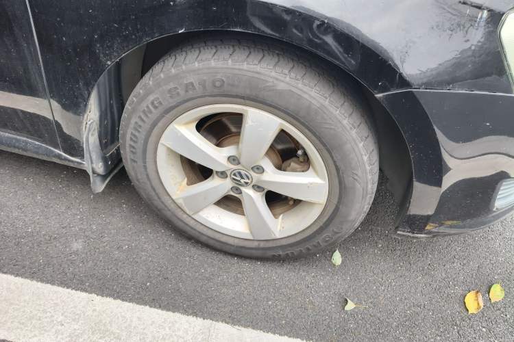 Used Volkswagen Lavida 2013 Revised Classic 1.6L Manual Fashion Edition