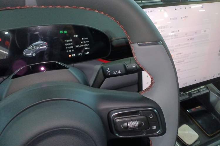 Used Zeekr 007GT 2025 Long-Range Rear-Wheel Drive Intelligent Driving Version 100 kWh Gear Lever