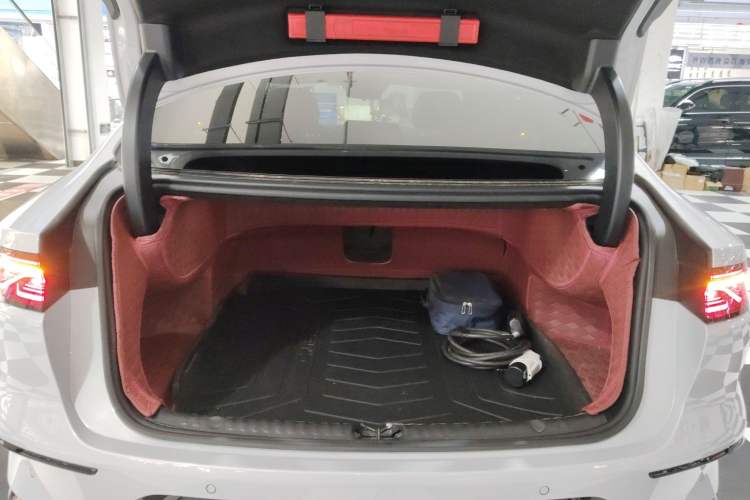 Used BYD Han 2025 DM-i 125KM Elite Model Trunk