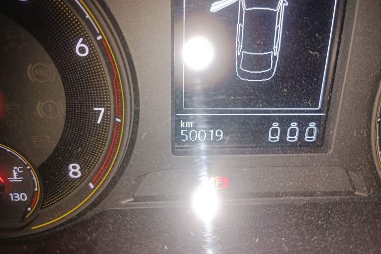 Used Volkswagen Lavida 2019 1.5L Automatic Comfort Edition China VI Standard Odometer Close Up