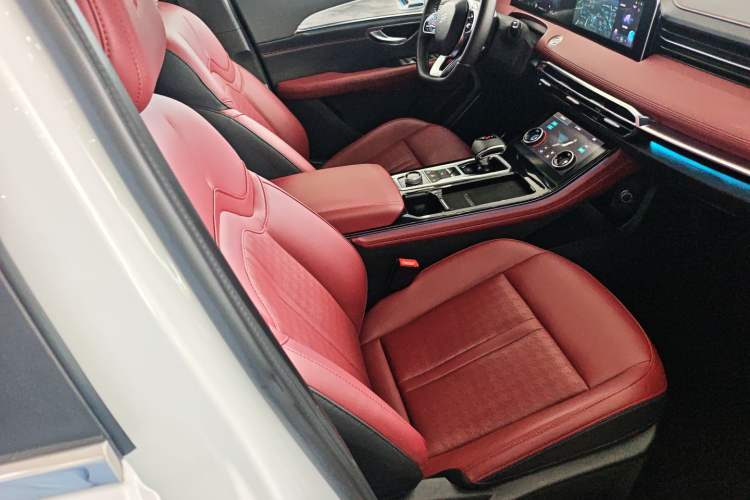 Used JETOUR X70 C-DM 2024 Far Voyage PRO 7-Seater Right Front Seat