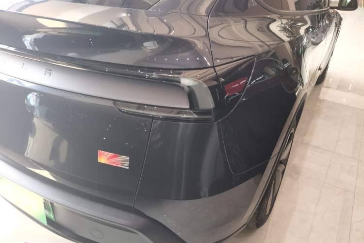 Used Tesla Model Y 2025 Rear-Wheel-Drive Version
