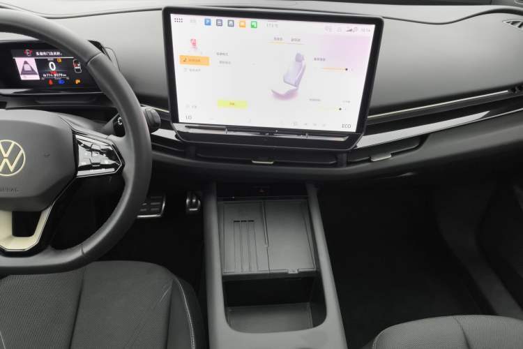 Used Volkswagen ID.UNYX 2024 Pro Long-Range Version Audio And AC Panel