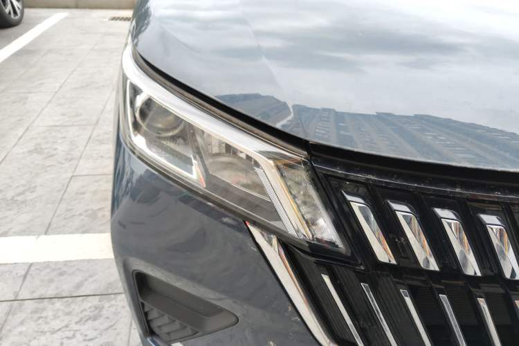 Used Wuling Jiachen 2022 1.5L Manual Comfort Edition