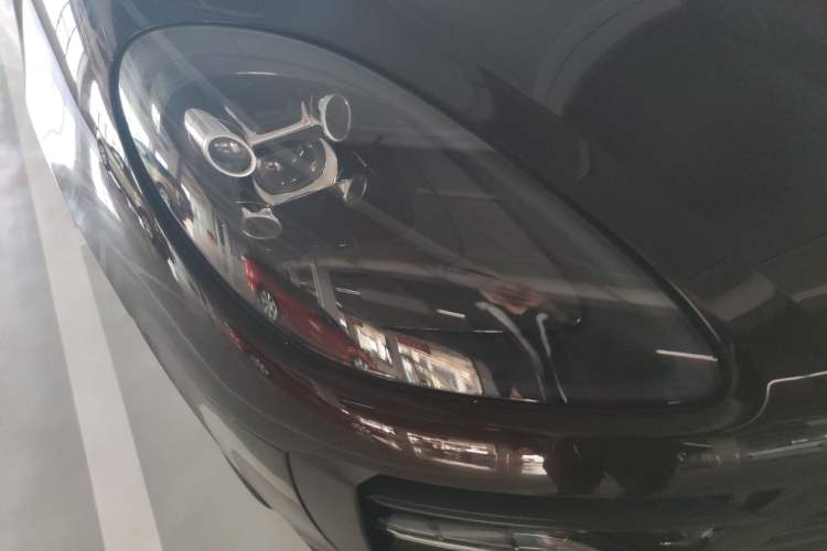 Used Porsche Macan 2020 Macan 2.0T Right Front Headlight