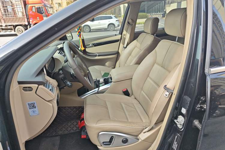 Used Mercedes-Benz R-Class 2014 R 320 4MATIC Luxury Model