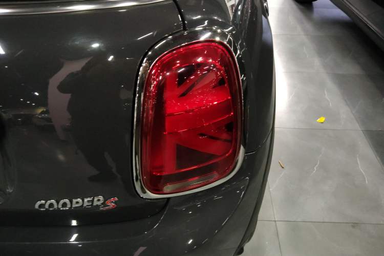 Used MINI MINI 2021 2.0T COOPER S Classic Edition
