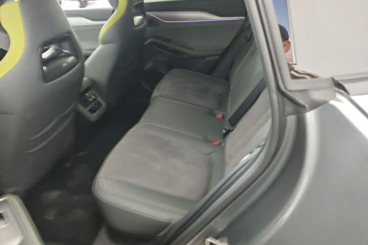 Used BYD Song L EV 2025 Intelligent Driving Version 602 km Range LiDAR-equipped All-Wheel-Drive Type