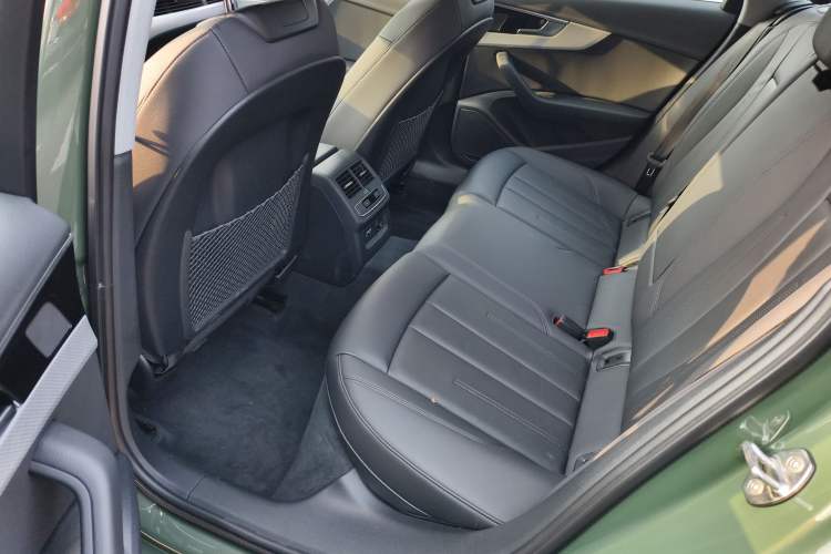 Used Audi A4 2023 Avant 40 TFSI Fashionable and Dynamic Model Left Rear Seat