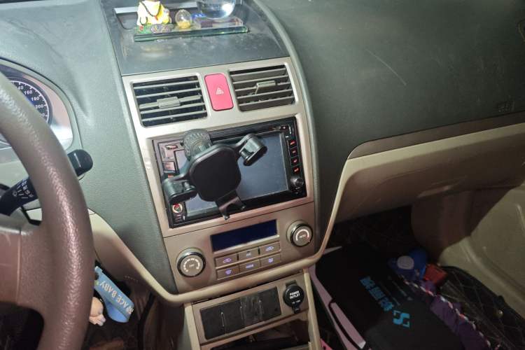 Used Geely Auto Classic Emgrand 2010 Hatchback 1.5L Manual Comfort Edition