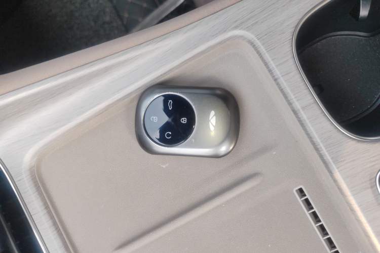 Used Chery Fengyun T8 2025 1.5T 130km Deluxe Version 5 Seats
