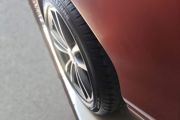 Used BMW 2 Series (Import) 2018 220i Convertible Coupe Sports Design Package
