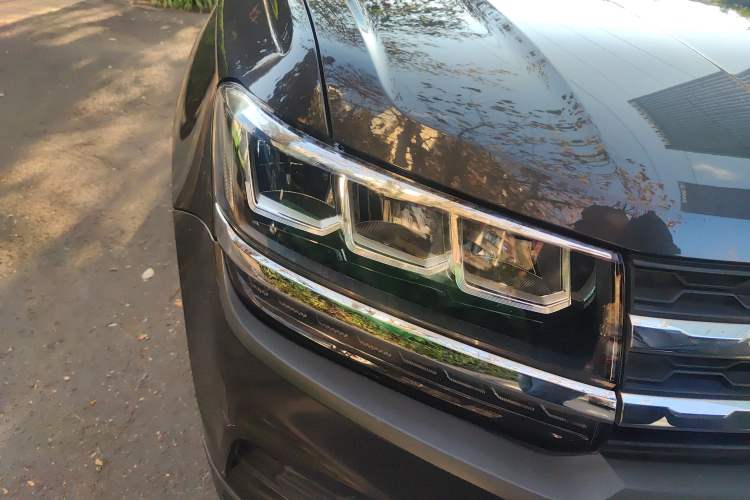 Used Volkswagen Tharu 2021 280TSI Two-Wheel Drive Trend Edition Right Front Headlight