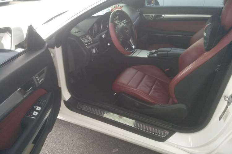Used Mercedes-Benz E-Class 2014 E 260 Coupe
