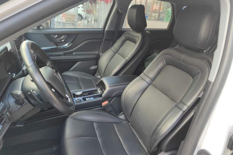 Used Lincoln Corsair 2022 2.0T Two-Wheel Drive Deluxe Edition