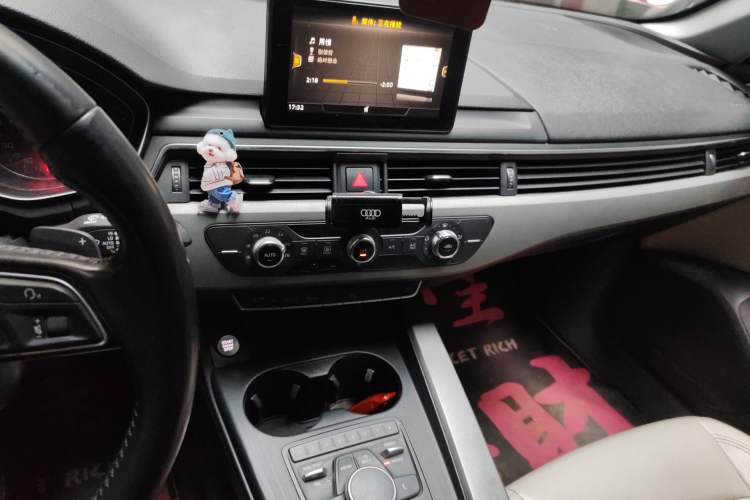 Used Audi A4L 2018 30th Anniversary Edition 40 TFSI Trendy Model