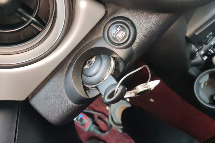 Used MINI 2013 1.6L ONE Limited Edition Second Version
