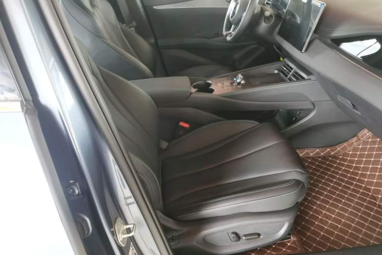 Used BYD Seal 06 New Energy 2024 DM-i 120KM Luxury Model Right Front Seat