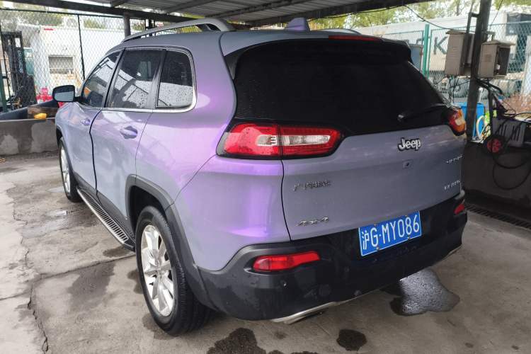 Used Jeep Cherokee 2016 2.4L Superior Edition