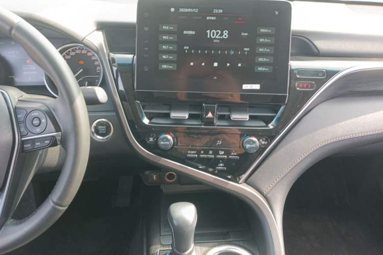 Used Toyota Camry 2021 2.0G Luxury Edition Audio And AC Panel