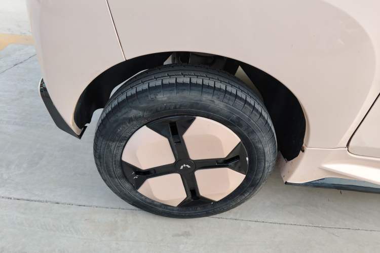 Used Wuling Hongguang MINIEV 2022 Macaron Premium Model – Lithium Iron Phosphate
