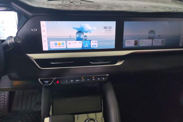 Used Geely Auto Monjaro L 2024 2.0TD High-Power Automatic Two-Wheel Drive Skyline Edition