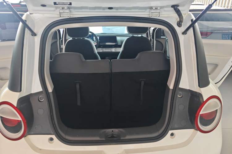 Used CHANGAN NEVO Lumin 2022 155 km – Refreshingly Sweet Edition Trunk