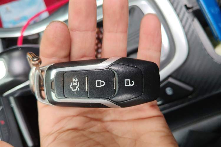 Used Ford Edge 2016 EcoBoost 245 Four-Wheel Drive Titanium Edition 7-Seater