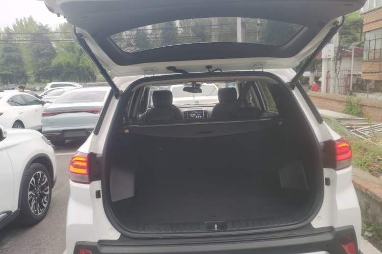 Used Hyundai ix35 2018 2.0L Automatic Two-Wheel Drive Zhiyong·Changlian Edition Trunk