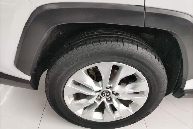 Used Toyota Wildlander 2022 2.0L CVT Two-Wheel Drive Leading Edition Right Rear Wheel Hub