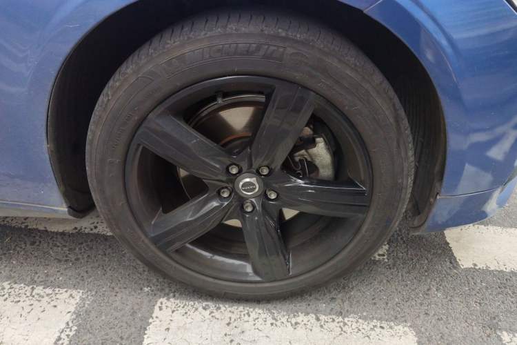 Used Volvo S90 2020 T5 Zhiyi Sport Edition Right Front Wheel Hub