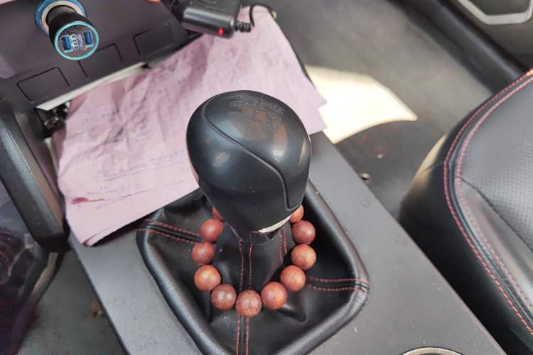 Used Geely Auto GX7 2015 Classic Edition 1.8L Manual Urban Model China V Standard