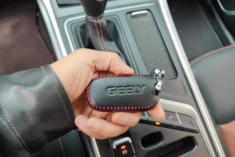 Used Geely Auto Vision X6 2018 1.4T CVT 4G Connected Flagship Edition