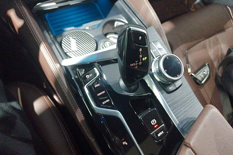 Used BMW 5 Series 2021 Facelifted 530Li xDrive M Sport Package Gear Lever