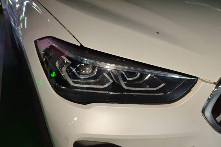 Used BMW X1 2022 sDrive20Li Luxury Model Right Front Headlight