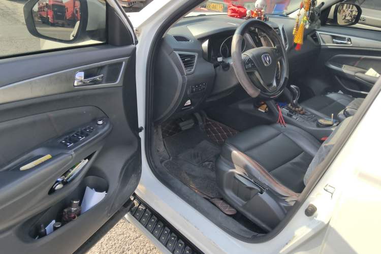 Used Changan CS75 2014 1.8T Automatic Elite Version China V Standard