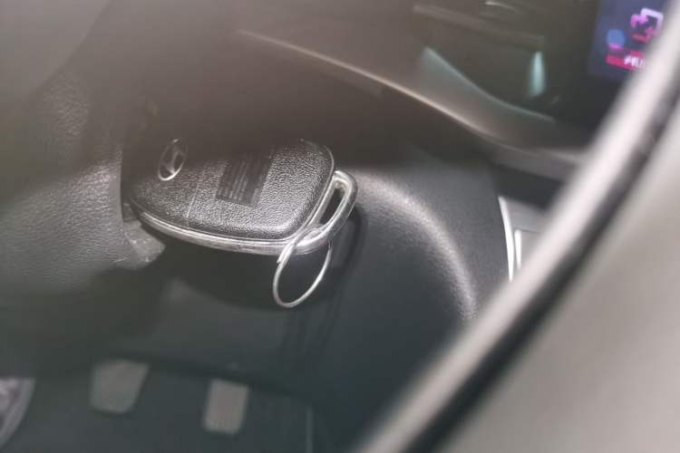 Used Hyundai Elantra (6th Generation / Lingdong) 2016 1.6L Manual ZhiXuan · Dynamic Model