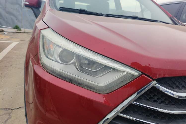 Used JAC Group Refine S3 2014 1.5L CVT Luxury Smart Model Right Front Headlight