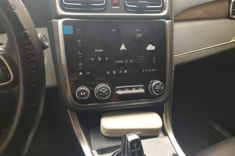 Used Lynk & Co 01 2019 2.0T Two-Wheel-Drive Pro Version China VI Standard