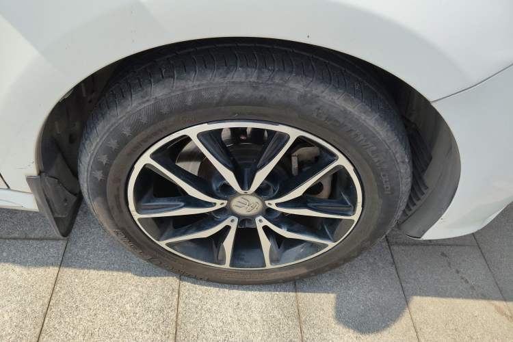 Used BYD Song MAX 2018 1.5T Automatic Smart Connect Luxury 6-Seater