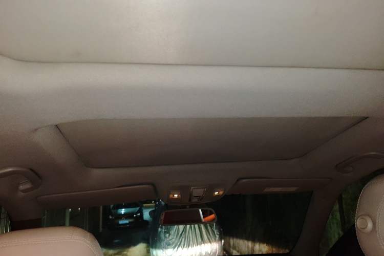 Used Mercedes-Benz M-Class 2012 ML 350 Sport Edition Headliner