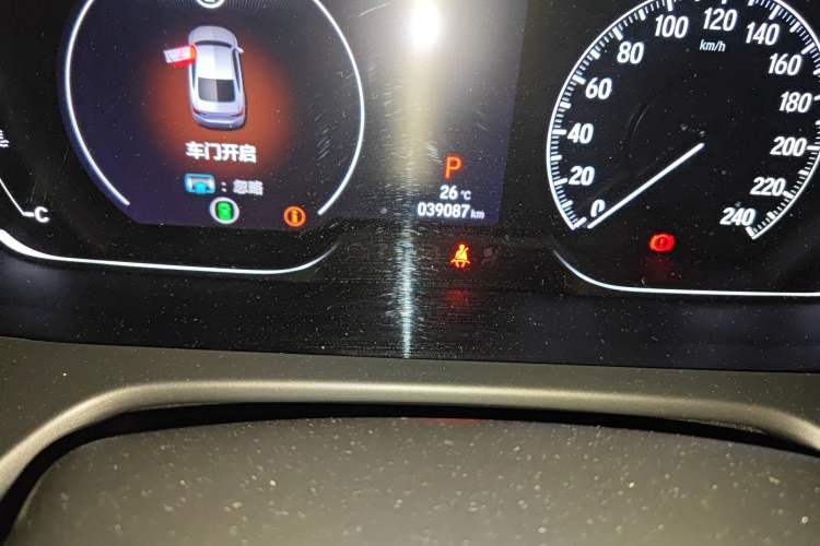 Used Honda Accord 2018 260TURBO Luxury Edition China VI Odometer Close Up