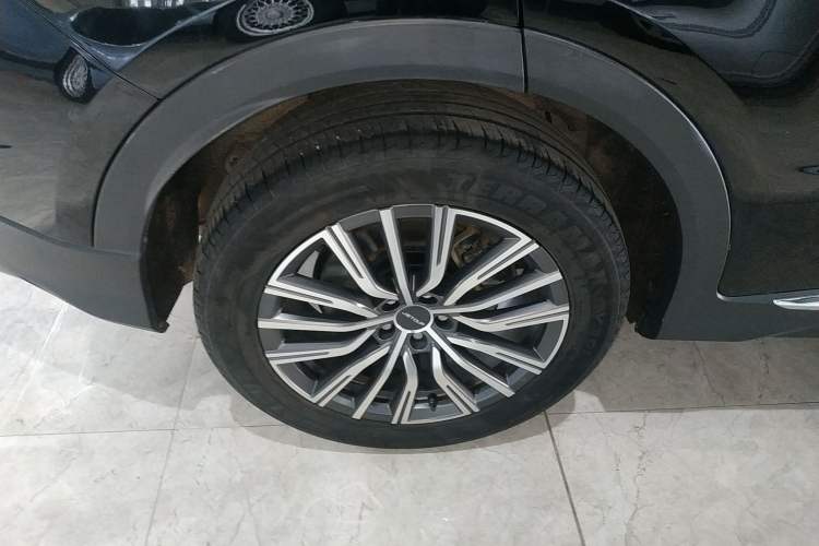 Used JETOUR X70 PLUS 2023 1.5T DCT Brave PLUS 5-Seater
