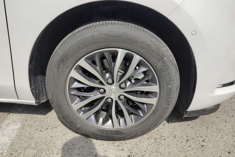 Used Buick GL8 2021 ES Land Cruiser 653T Luxury Edition
