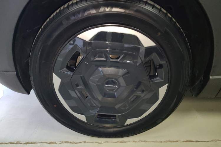 Used Dongfeng NAMMI 06 2025 471 Ultra