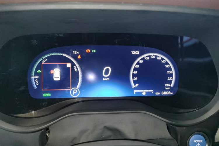 Used Toyota Granvia 2023 2.5L Hybrid Flagship VIP Edition