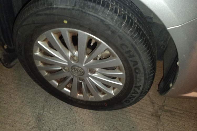 Used Buick Excelle 2015 1.5L Manual Classic Trim
