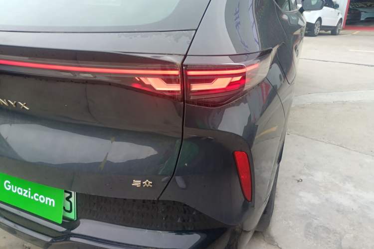 Used Volkswagen ID.UNYX 2024 Pro Long-Range Version Right Rear Taillight