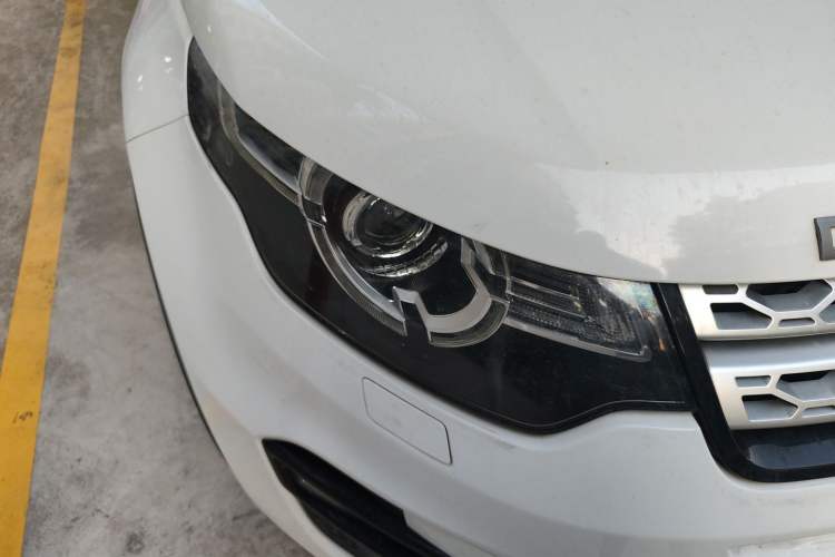 Used Land Rover Discovery Sport 2016 2.0T HSE Right Front Headlight