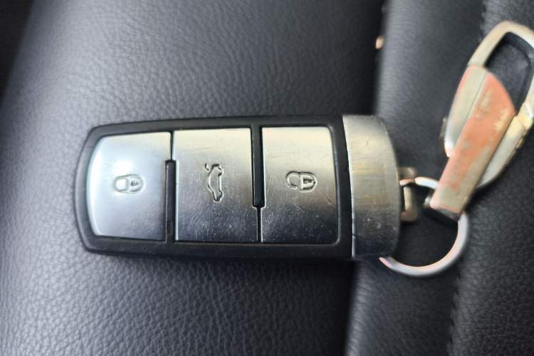 Used Volkswagen Magotan 2013 1.8TSI Premier Model Vehicle Key